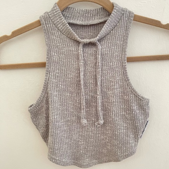 Gymshark Sloung Ribbed Cropped Tank - Picture 4 of 11